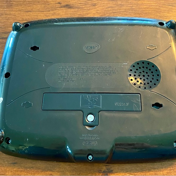 3 for $30 VTech Little Apps Light-Up Tablet - English Edition - Picture 3 of 3